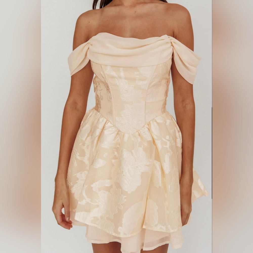Selfie Leslie Lusting Off Shoulder Basque Waist Mini Dress S Romance Wedding - Picture 2 of 13